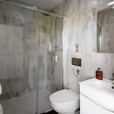 Thai Com Piscina Esposende
